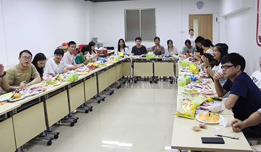 月是故鄉(xiāng)明，鎰辰灑濃情